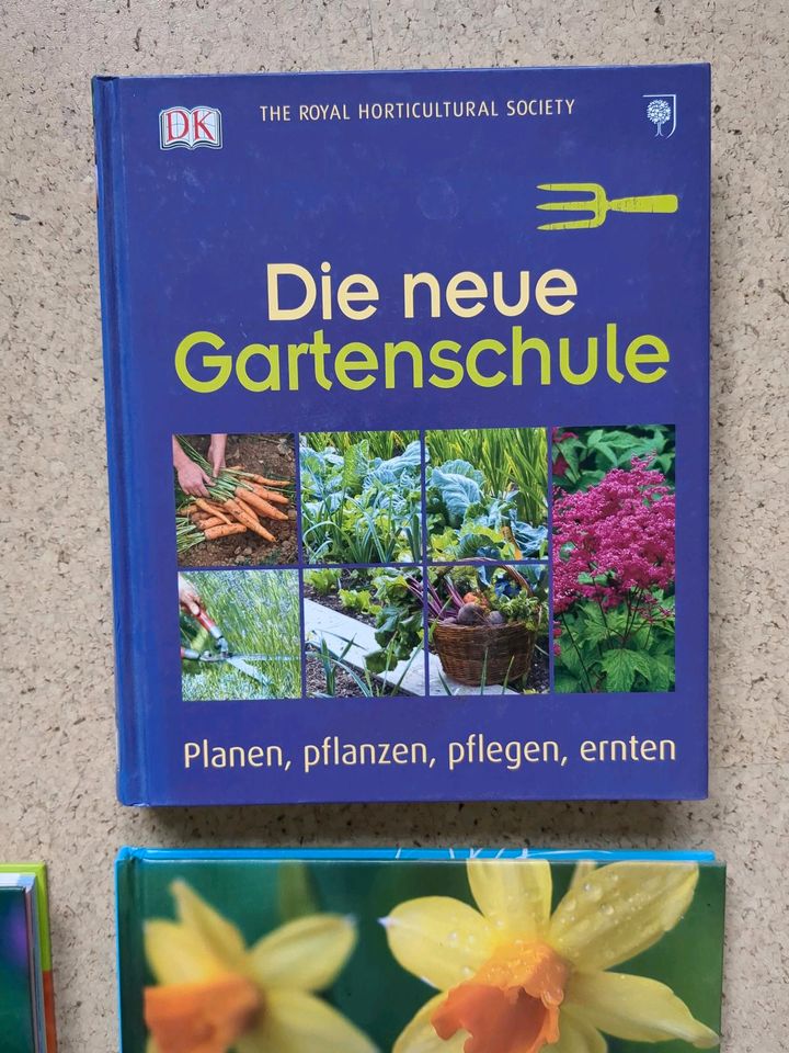 Garten Gartenratgeber Gartenbücher NEU in Bornheim