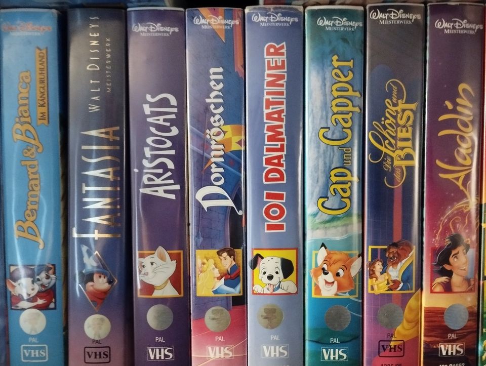 26x Walt Disney VHS - Hologram Sammlung (König der Löwen, Robin H in Velbert