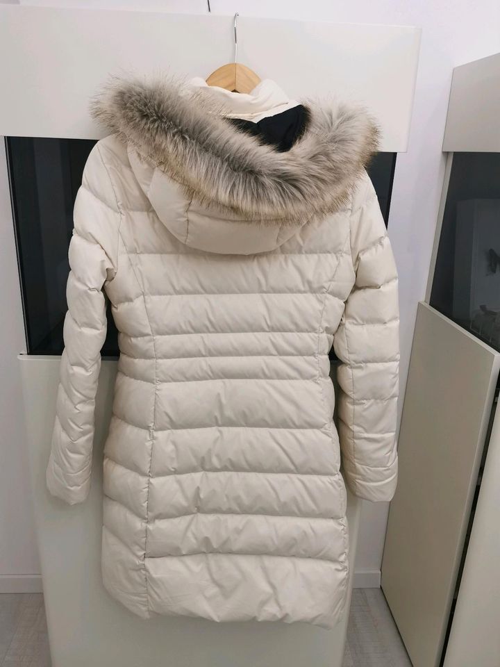 Calvin Klein Daunenjacke 36 in Oberhausen