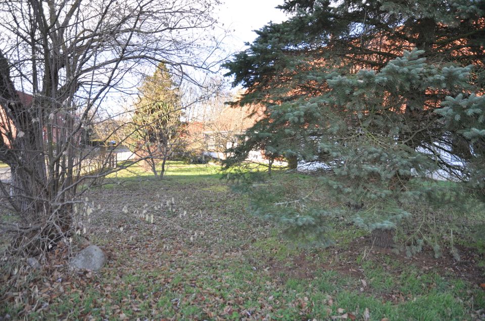 Sanierungsbedürftiger Resthof inmitten des Dorfes Stixe, im Ortsteil Kaarßen von Amt Neuhaus. in Amt Neuhaus