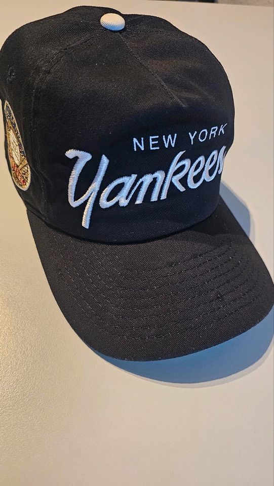 New York Yankees Cap Kappe. in Leverkusen