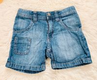 Kurze Jeans Shorts in blau von impidimpi, Gr. 98/104 Nordrhein-Westfalen - Burscheid Vorschau