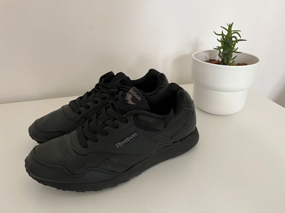 Reebok Classic NP 89€ SALE 39€ Neuwertig Größe 40 in Berlin