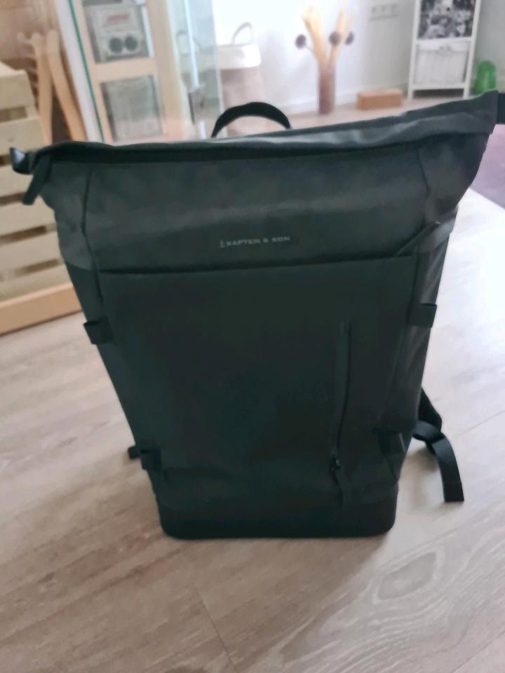 Kapten & Son Helsinki Rucksack mit Schuhfach oder Ladegerätfach in Gernsbach