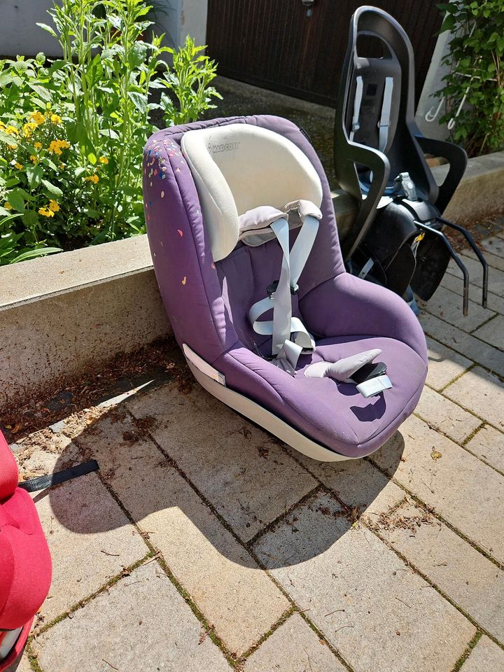 Autositz Kindersitz Maxi Cosi Pearl in Frankfurt am Main