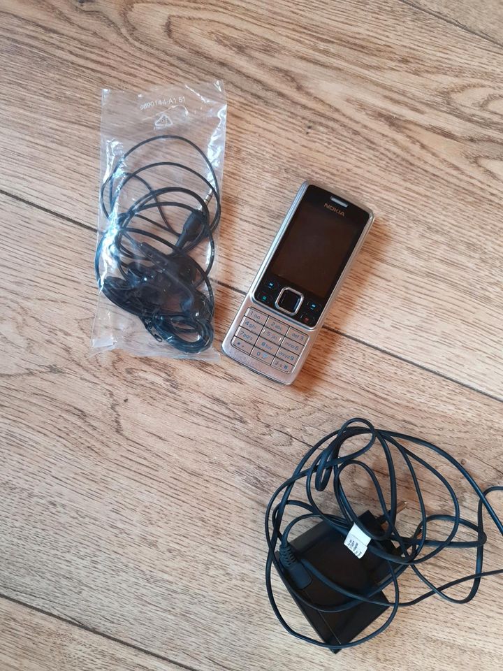 Nokia 6300 2 Megapixel ohne Akku in Neukirchen/Pleisse