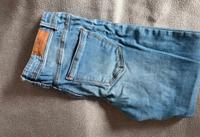 Röhrenjeans zu verkaufen Sachsen-Anhalt - Halle Vorschau