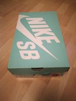 Nike Schuhkarton Bayern - Fürth Vorschau