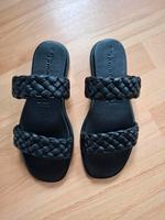 Tamaris Sandalen/Pantoletten schwarz neu Gr. 38 Sachsen - Hohenstein-Ernstthal Vorschau