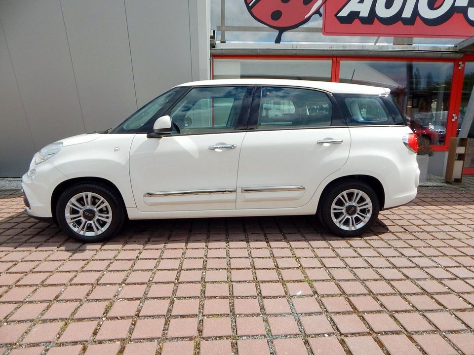 Fiat 500L Wagon Lounge NAVI DAB SITZHEIZUNG in Pirna