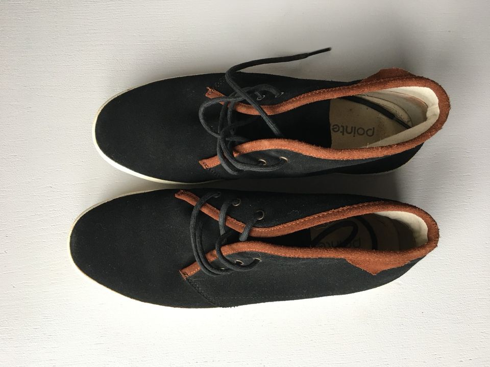 Pointer Sneaker aus Wildleder schwarz Gr 40 in Düsseldorf