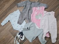 Baby Kleidung 56-62 Strampler Shirt Body Schuhe 6 Teile Paket Nordrhein-Westfalen - Lübbecke  Vorschau
