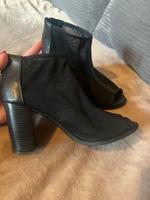 Hohe Schuhe 8 cm mit Reißverschluss hinten  Super zum Tanzen z.B. Schleswig-Holstein - Neumünster Vorschau