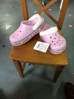 Schuhe Von der Marke CROCS Baden-Württemberg - Neuried Vorschau