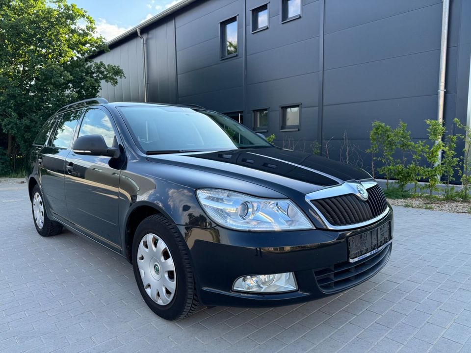 Skoda Octavia Combi TÜV KLIMA ELEKTRISCHE FENSTER in Pinneberg