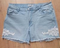 Shorts mit Fransen und Applikation Gr. 40/42 Berlin - Tempelhof Vorschau