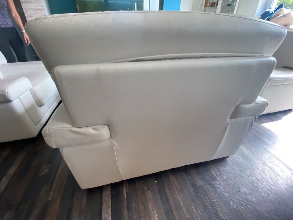 Kunststoff-Leder-Couch in Wadgassen