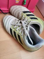 Adidas Fußball Schuhe Fußballschuhe Stollen Stollenschuhe 32 33 Stuttgart - Sillenbuch Vorschau