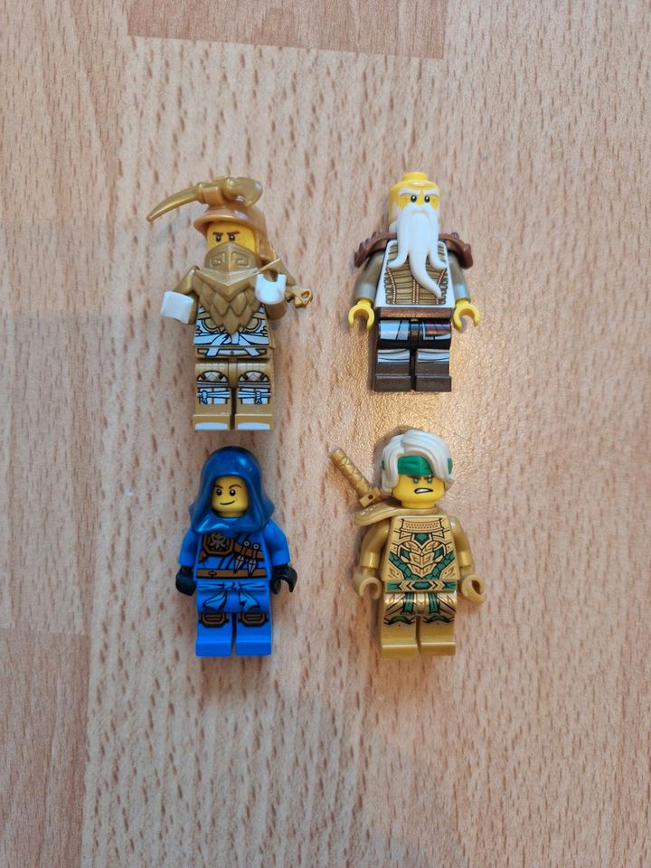 4 Lego Ninjago Figuren, Lego Minifiguren in Hannover