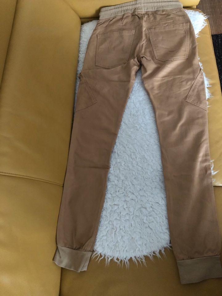 Jungen Cargohose 170 kamel/beige in Kassel