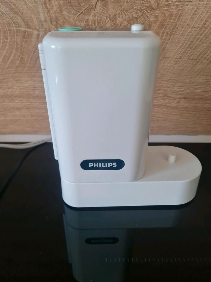 Philips Sony Care Ladegerät mit Infrarot Reinigungsfunktion in Kirchseeon