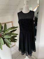 Festliches elegantes Esprit Kleid Gr. 38 (fast Baden-Württemberg - Achern Vorschau