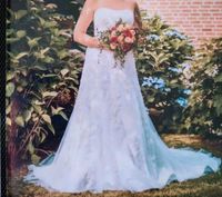 Hochzeitskleid Brautkleid Fit and Flare Größe 40/42 mit Schleppe Niedersachsen - Hoogstede Vorschau