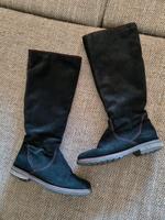 Velourslederstiefel Gr. 36 Tamaris Sachsen - Bautzen Vorschau