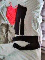 Mädchen Kleiderpaket gr 122/128 Badeanzug, Leggins, kurze Hose Saarland - Heusweiler Vorschau