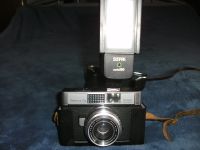 Kodak Fotokamera Retina S 2 mit SUNPAK auto MX 130 Fotoblitzgerät Hessen - Egelsbach Vorschau