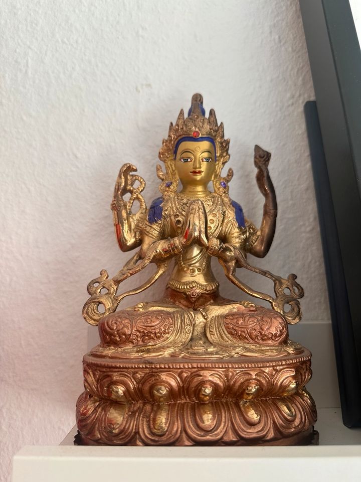 Buddhafigur aus Indien in Lübeck