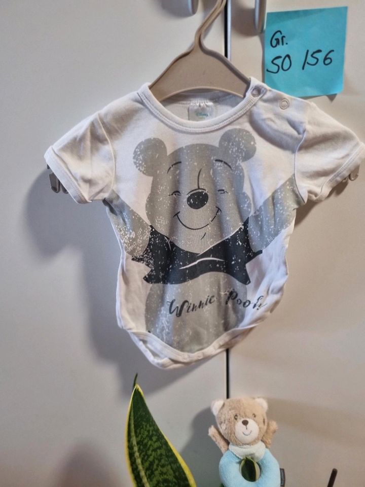 ✨️ H&M Neu Strampler 62 Baby Schlafanzug 74 Body Pullover Disney in Schierling