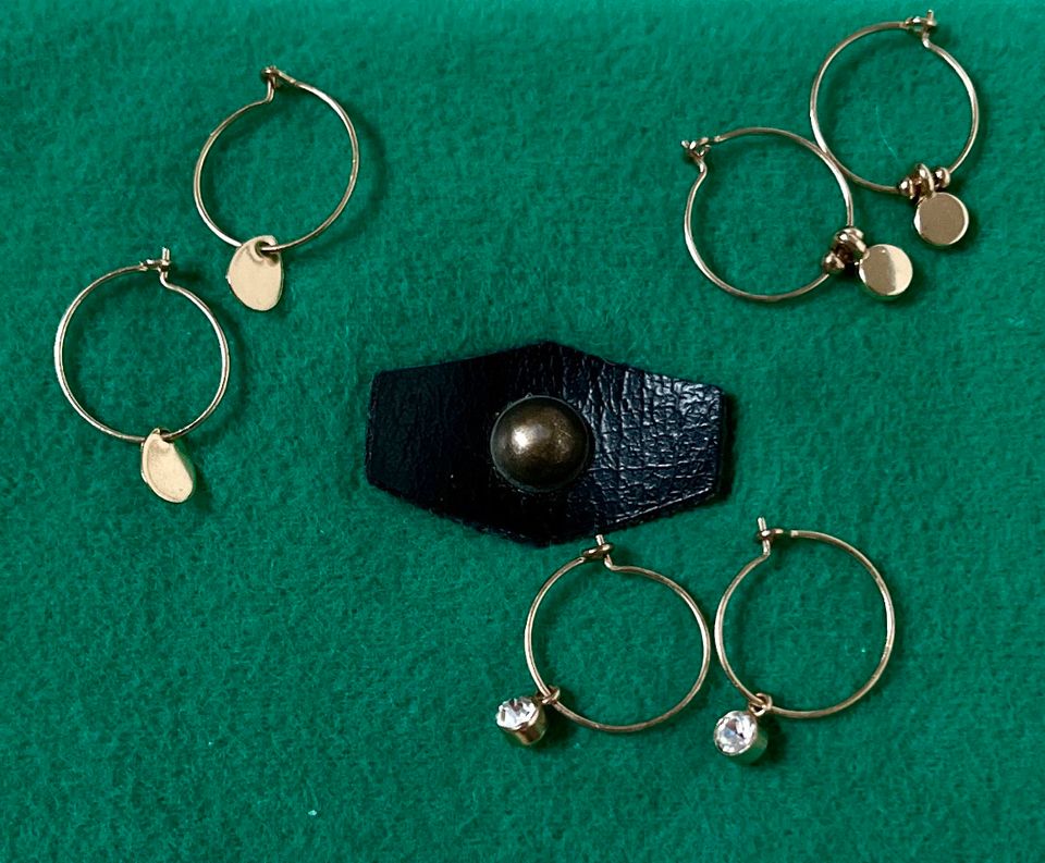 Modeschmuck ~ Ohrringe ~ 15 Paar + 1 Armband in Königswinter