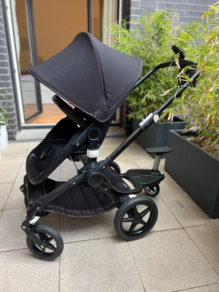 Bugaboo Fox Set - all black mit optionalem Kaiser Fußsack Nelly in Berlin