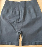 2 Vertie Push Up Gym Shorts  Größe S Saarland - Saarlouis Vorschau