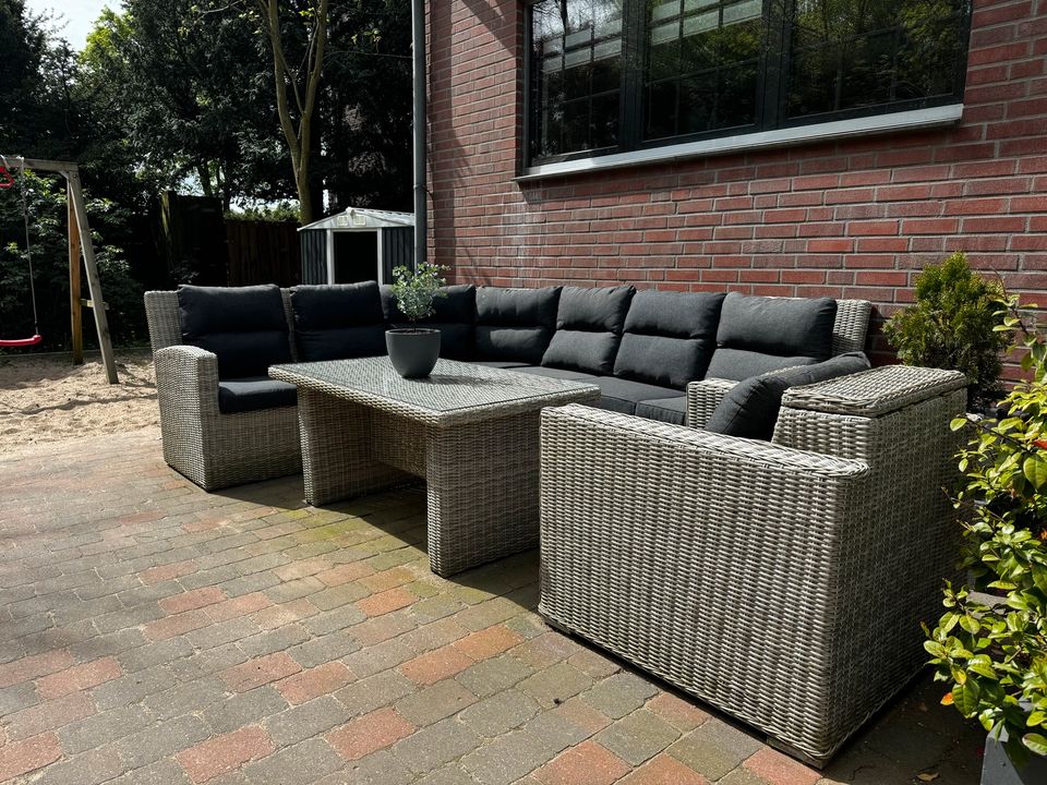 OWN living Lounge Set in Willich