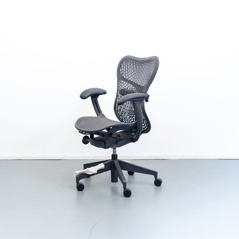 10 Herman Miller Mirra 2 Bürostuhl Schwarz Neu Full Option in Kleve