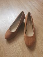 Schuhe Pumps mit Keilabsatz braun cognac Gr. 41 neu Niedersachsen - Spelle Vorschau