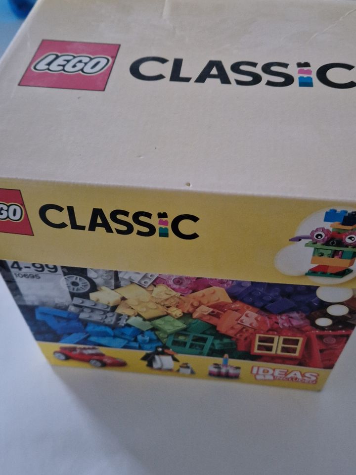 LEGO Classic Baustein Box 10695 in Itzehoe