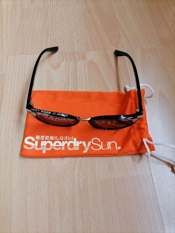 Superdry Sonnenbrille wie neu in Köln