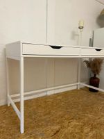 IKEA ALEX Schreibtisch, weiß, 132x58 cm Leipzig - Gohlis-Nord Vorschau