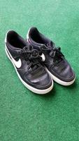 Schöne Damen - Nike Air (37,5) Schuhe Frankfurt am Main - Eschersheim Vorschau