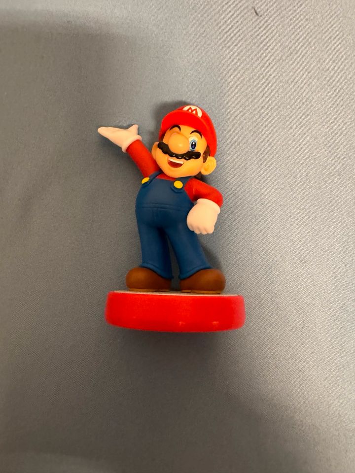 Nintendo Switch Amiibo Super Mario Edition in Haldenwang i. Allgäu