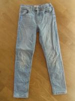 MNG Mango Hose Jeans mit Loch, Gr. 8 (128), hellblau, slim schmal Baden-Württemberg - Plankstadt Vorschau