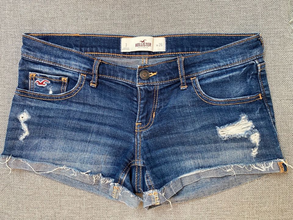 Hollister Short in Passau