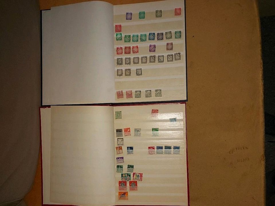 Briefmarkenalben in Salzhausen