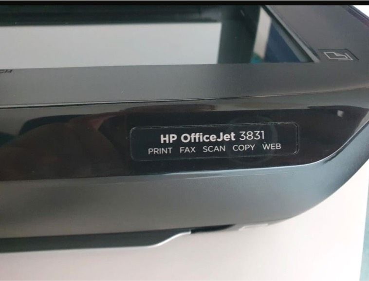 HP OfficeJet 3831 Drucker / Scanner / Kopierer / WLAN in Leipzig