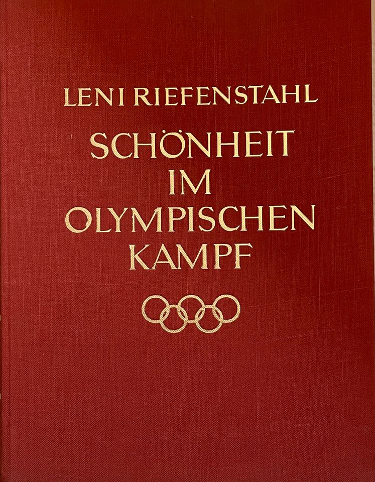 Buch "Schönheit im olympischen Kampf"- L. Riefenstahl in Gröbenzell