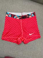 Nike Pro kurze Sporthose Größe S Thüringen - Tabarz Thüringer Wald Vorschau