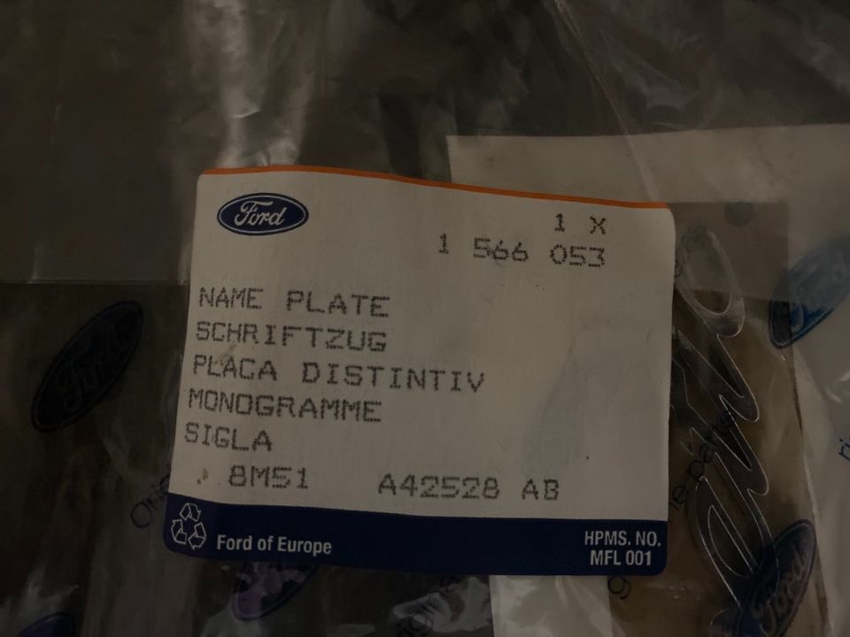 Ford Mk3 Econetic Emblem Originalverpackt 1566053 in Bielefeld